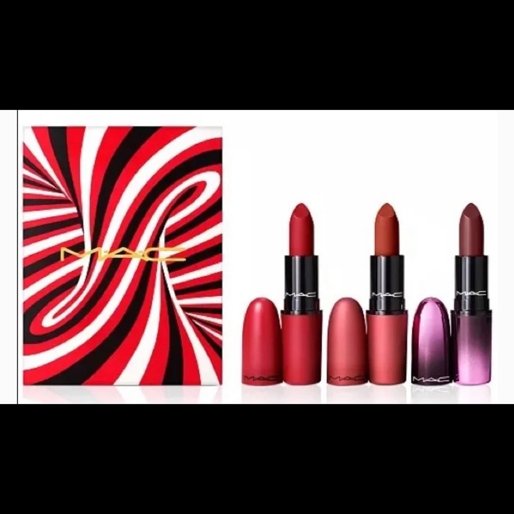 MAC cosmetics lip kit